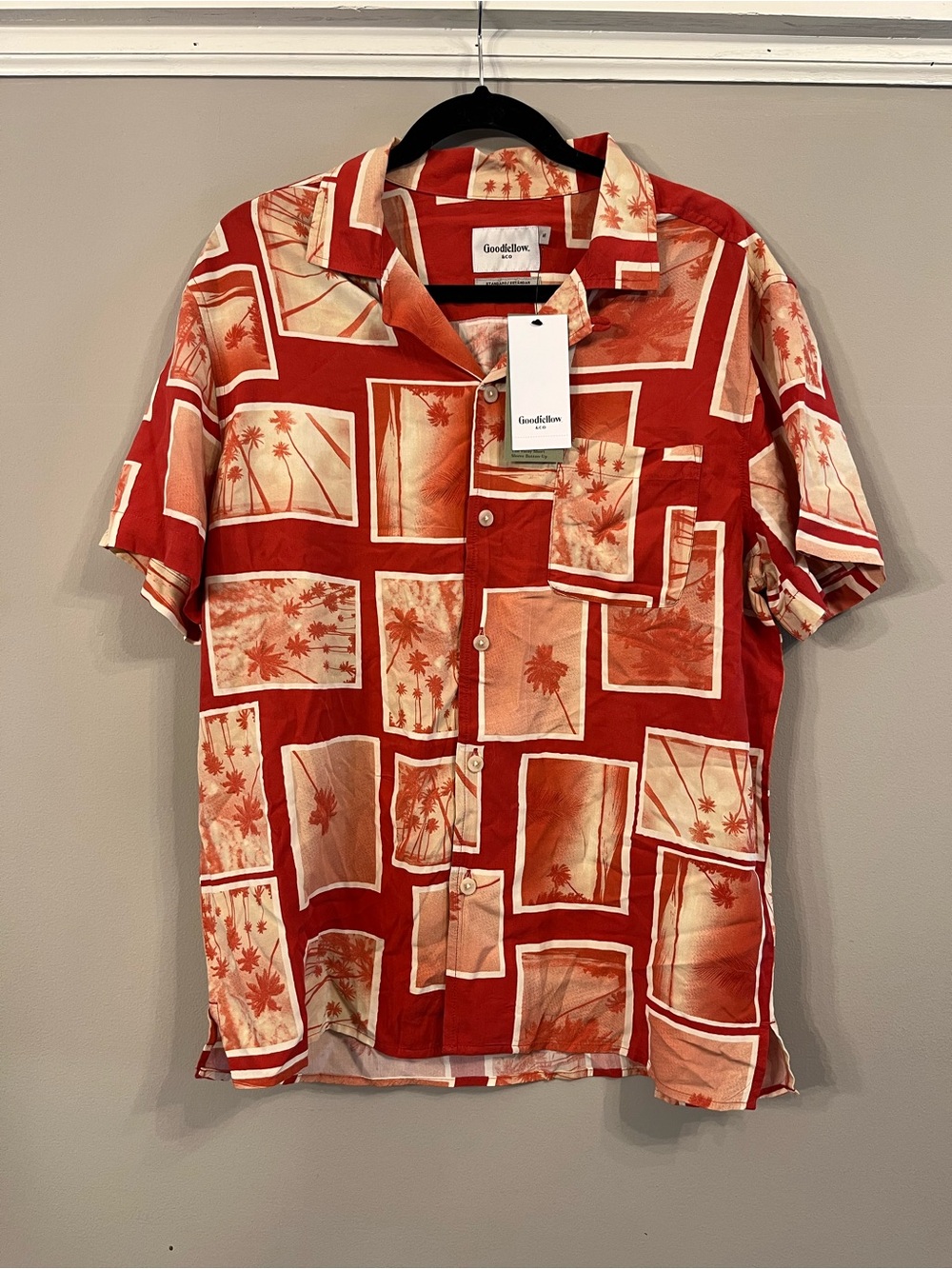 Goodfellow‎ & Co Red and Cream Hawaiian Print Button-Down Shirt